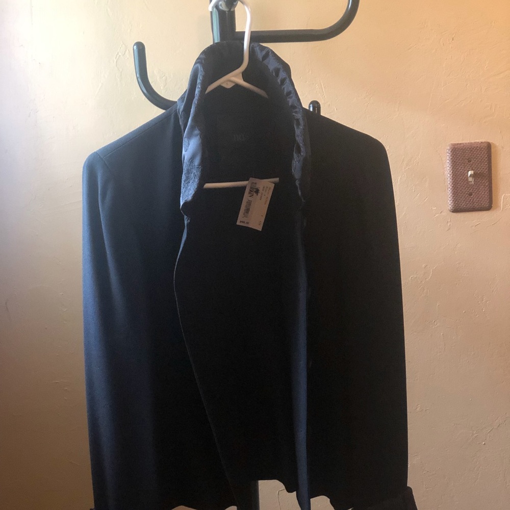Jacket - Picture 2 of 4